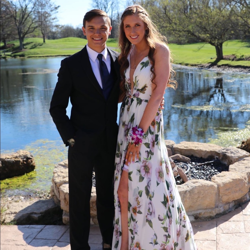 Prom Dress - Picture 4 of 5